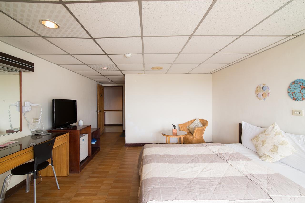 Hualien Youth Apartment Exterior photo